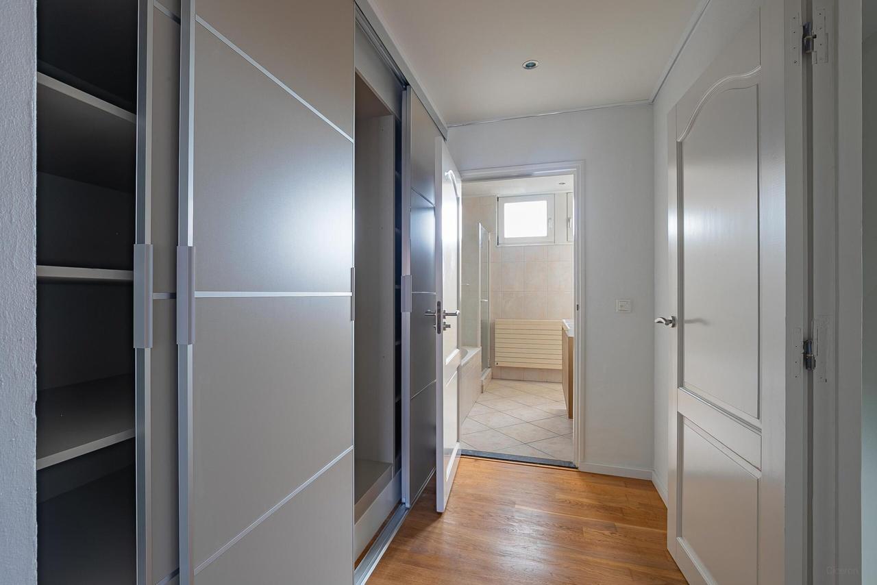 3-slaapkamer bovenwoning met dakterras - Afbeelding 16