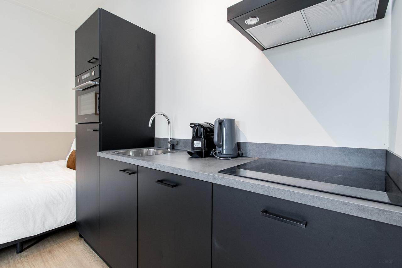 Furnished studio with garden in Nijmegen - Image 11