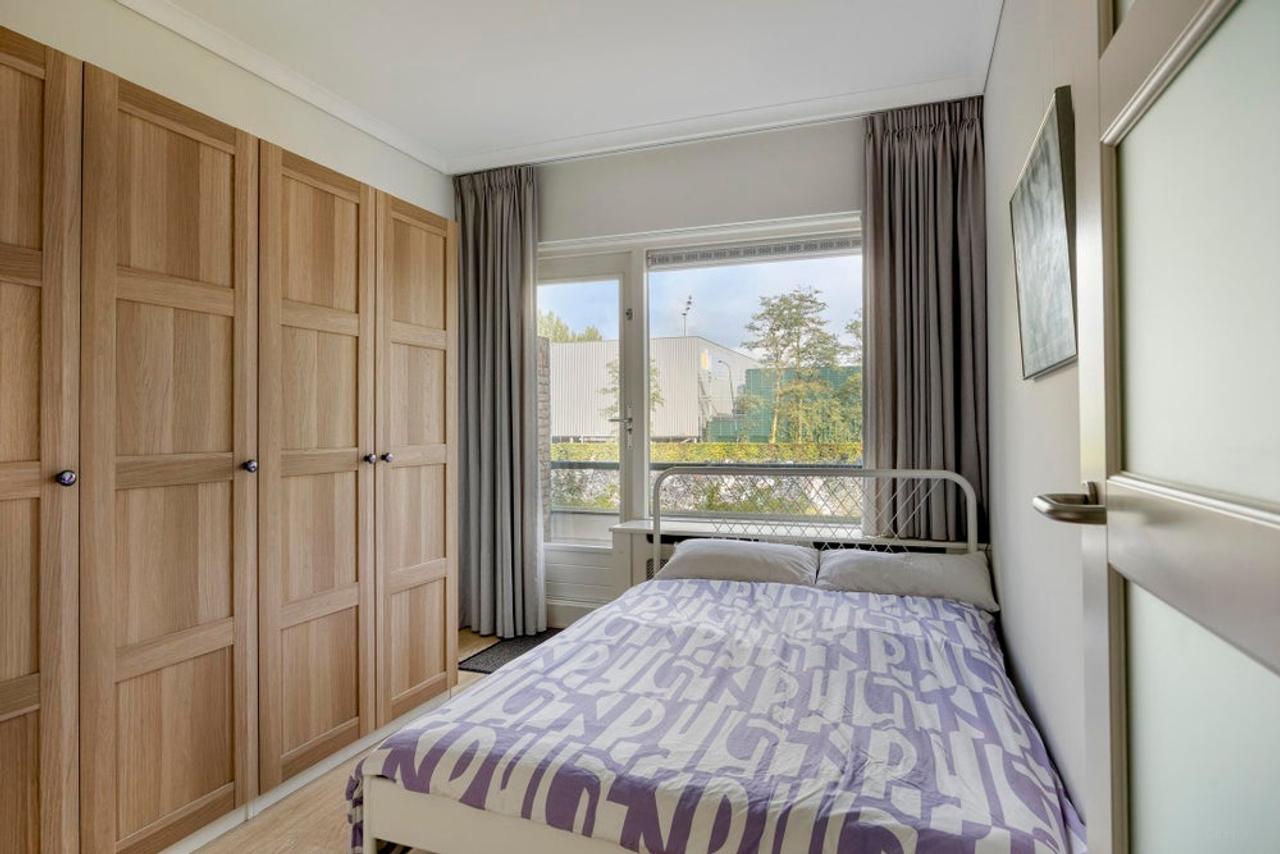 Furnished 2-Bedroom Apartment with 2 Balconies - Image 19