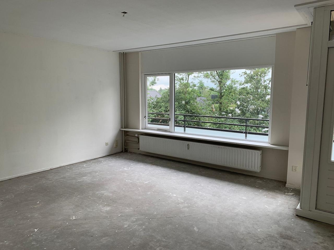 96 m² apartment with balcony in Amstelveen - Image 2