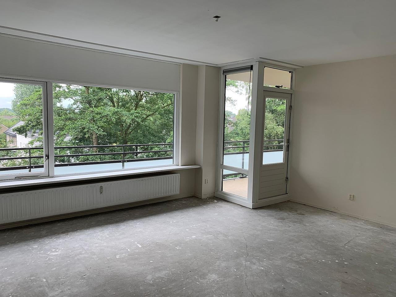 96 m² apartment with balcony in Amstelveen - Image 3