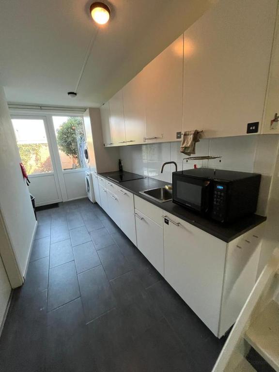 20 m² semi-studio in Breda - Image 4