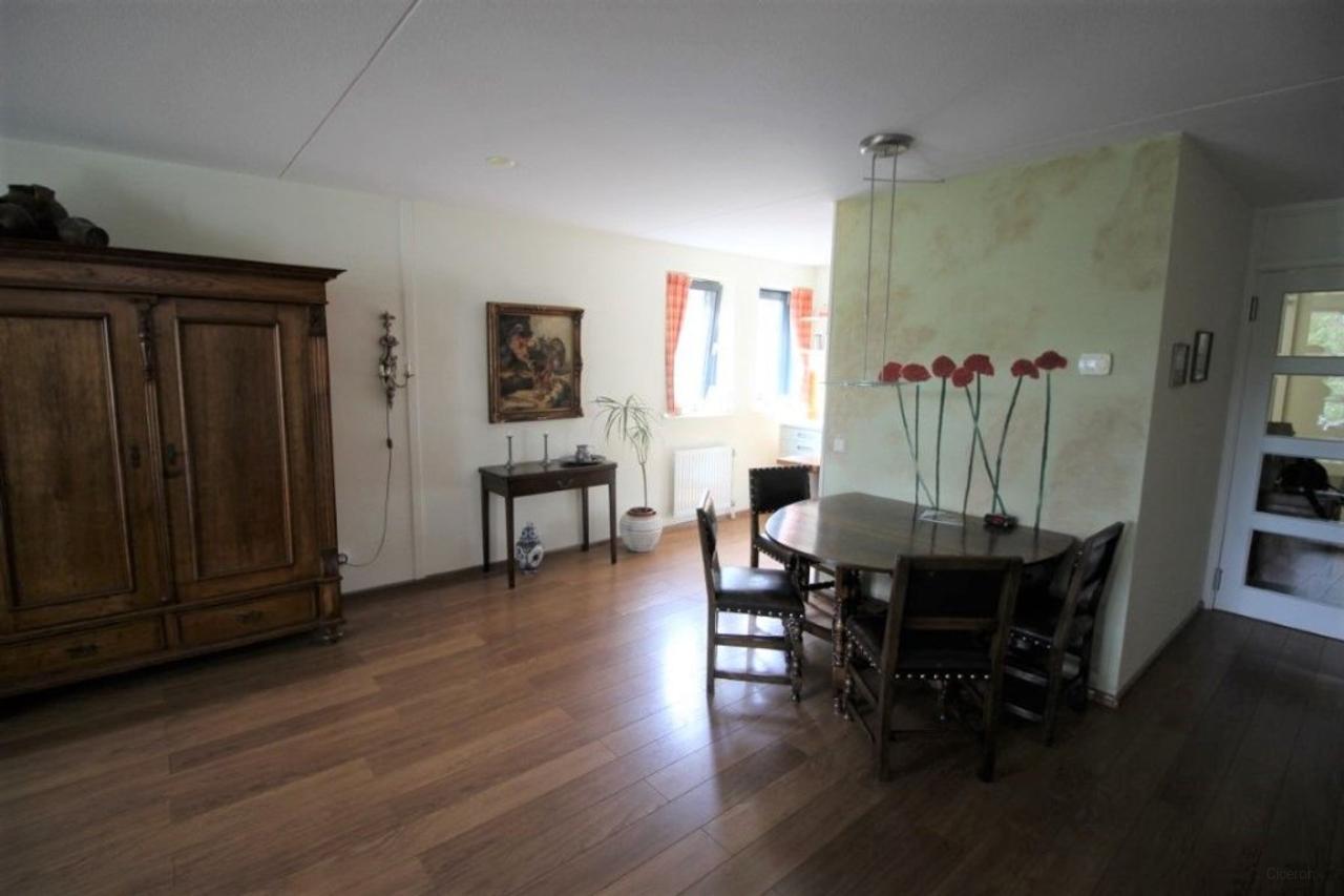 Gemeubileerd 3-kamerappartement met balkon - Afbeelding 6