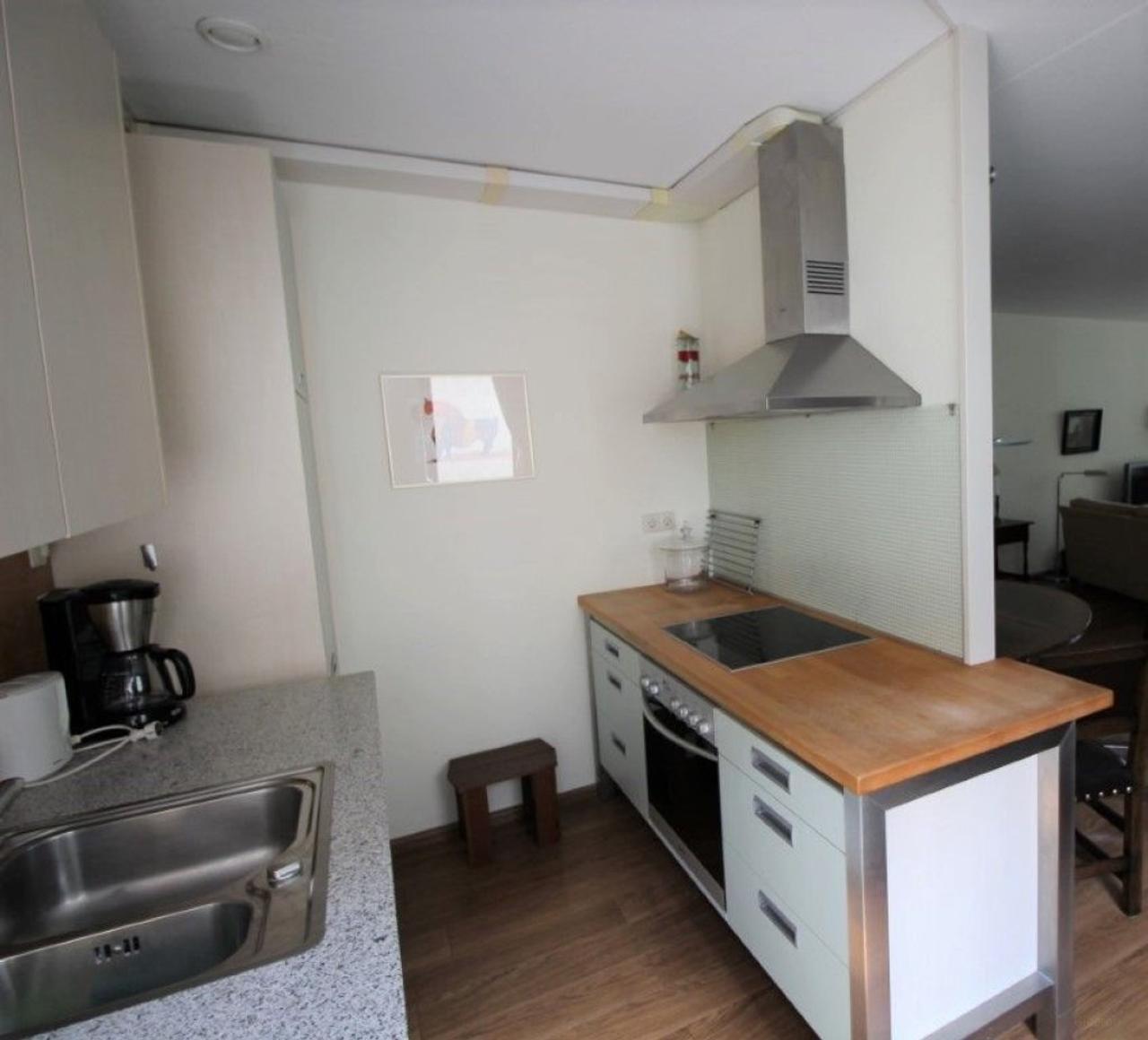 Gemeubileerd 3-kamerappartement met balkon - Afbeelding 8