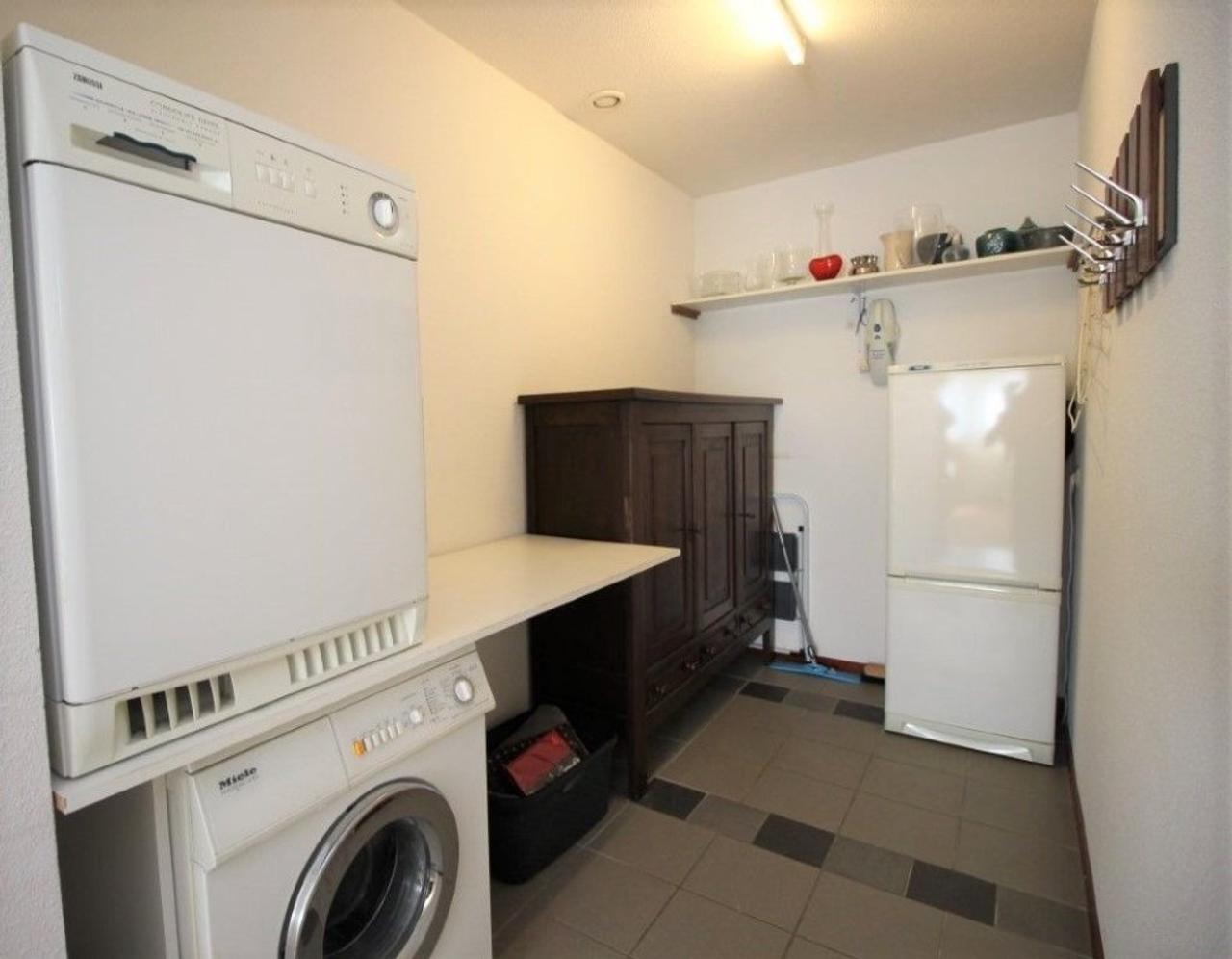 Gemeubileerd 3-kamerappartement met balkon - Afbeelding 16