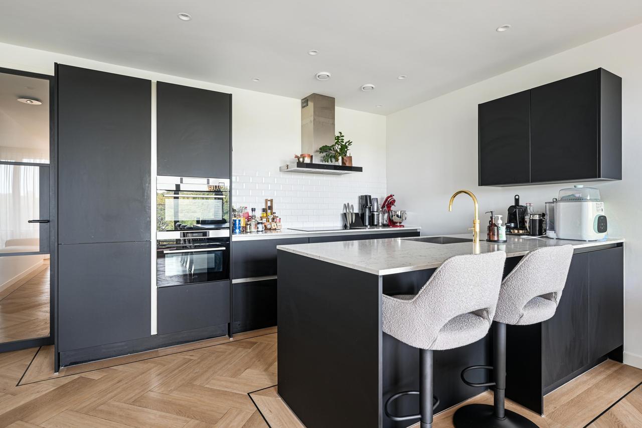 109 m² apartment with two balconies - Image 7