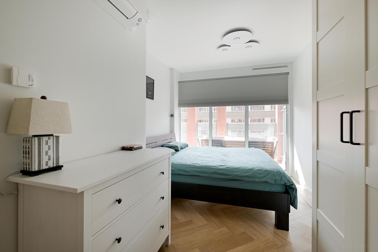 109 m² apartment with two balconies - Image 10