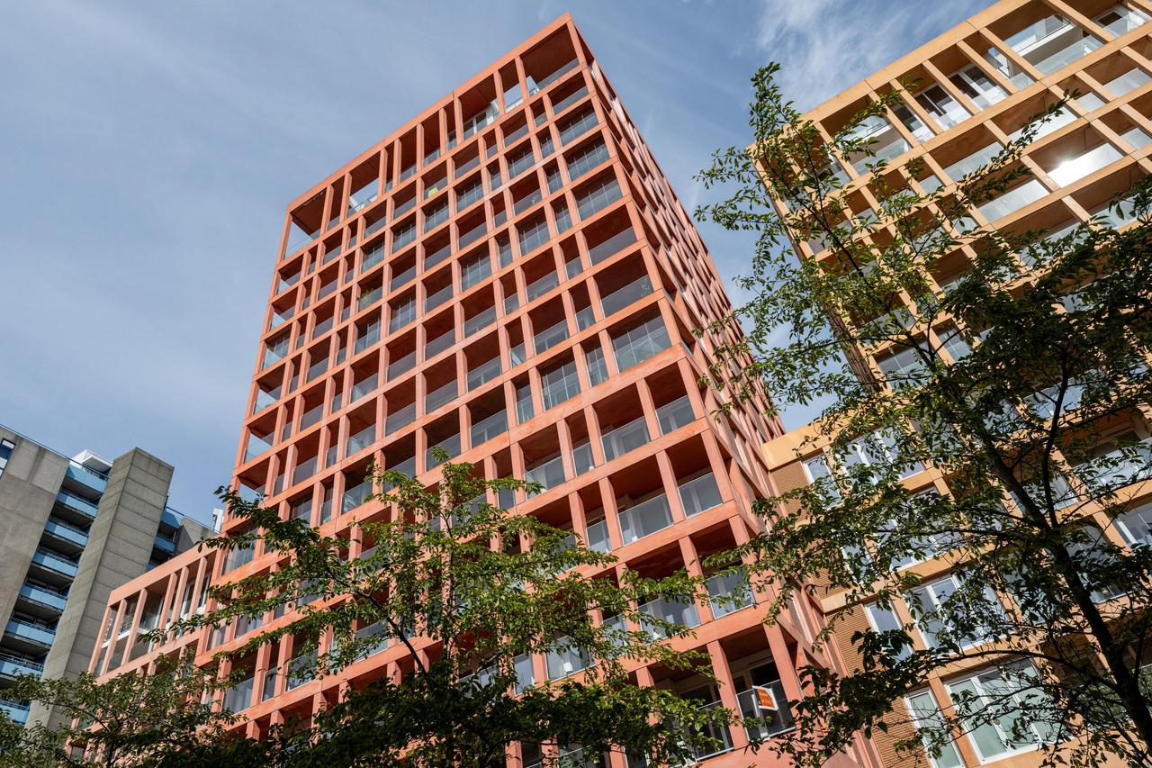 109 m² apartment with two balconies - Image 28