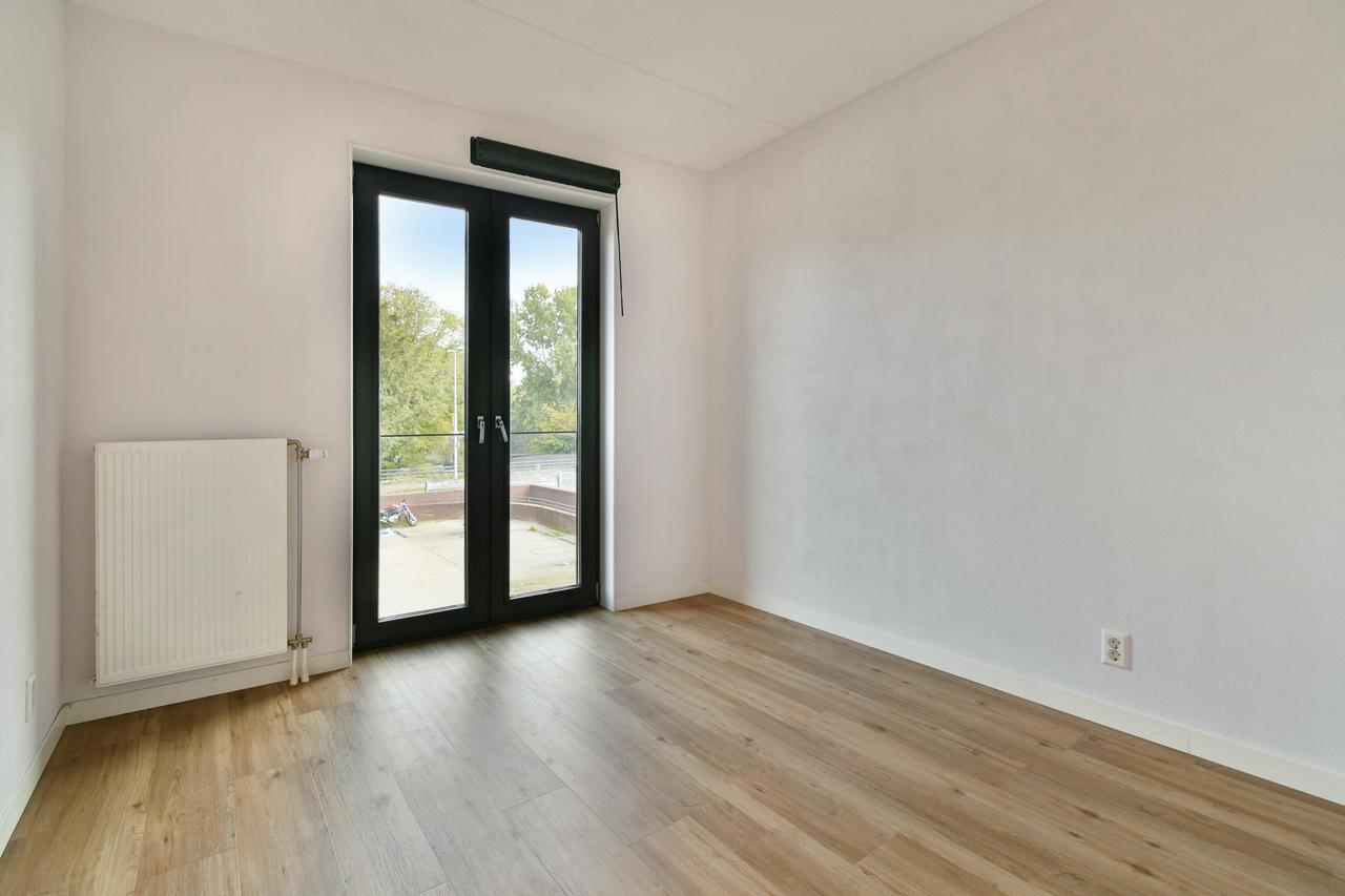 80 m² apartment in Volewijck - Image 14