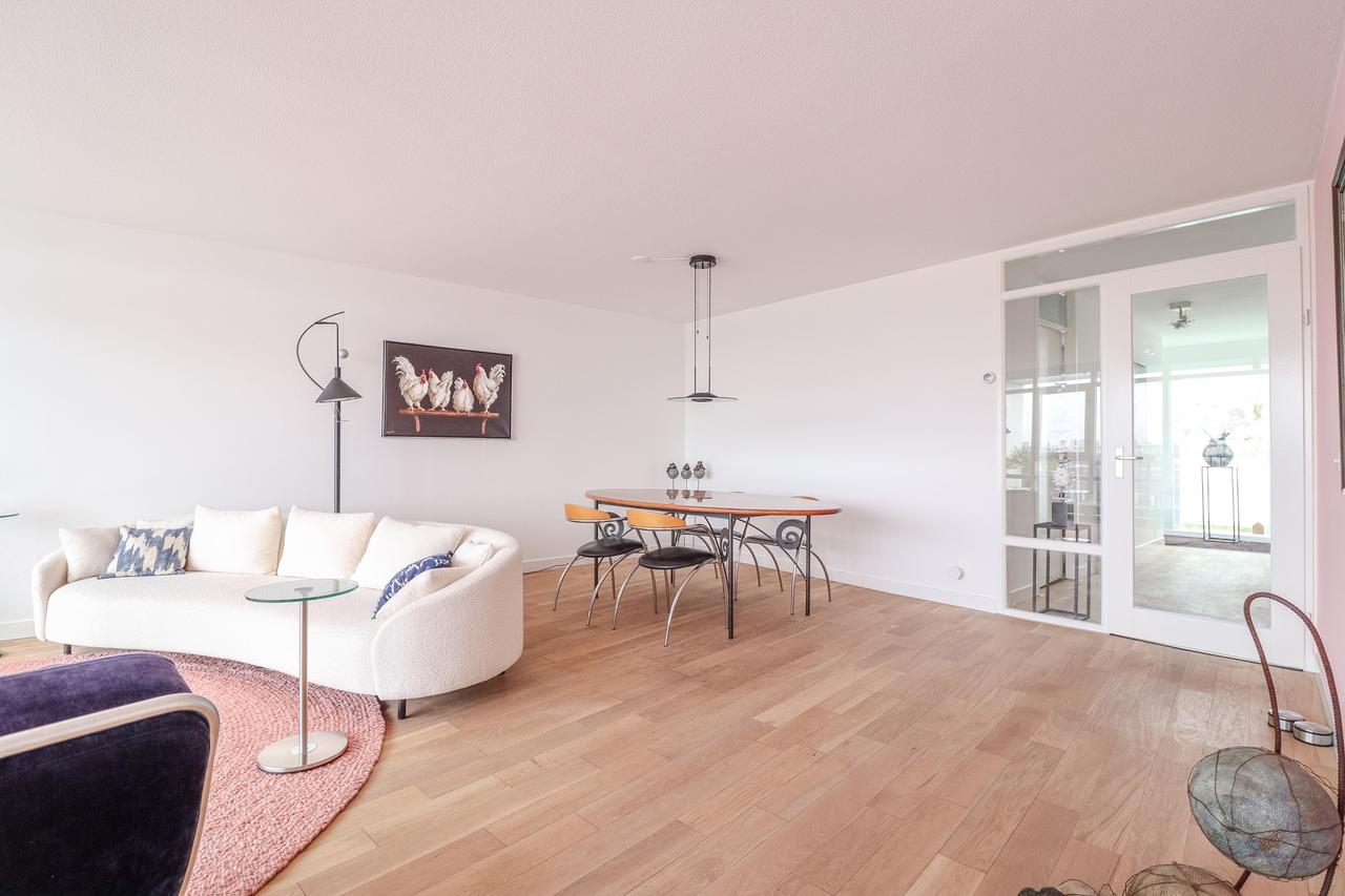 Gemeubileerd appartement met waterzicht - Afbeelding 4