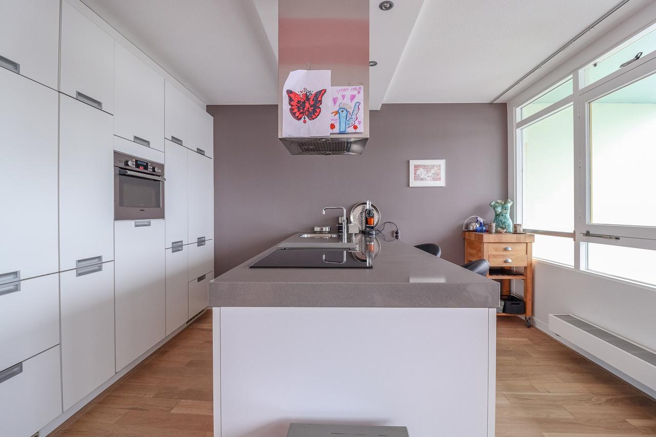 Gemeubileerd appartement met waterzicht - Afbeelding 9