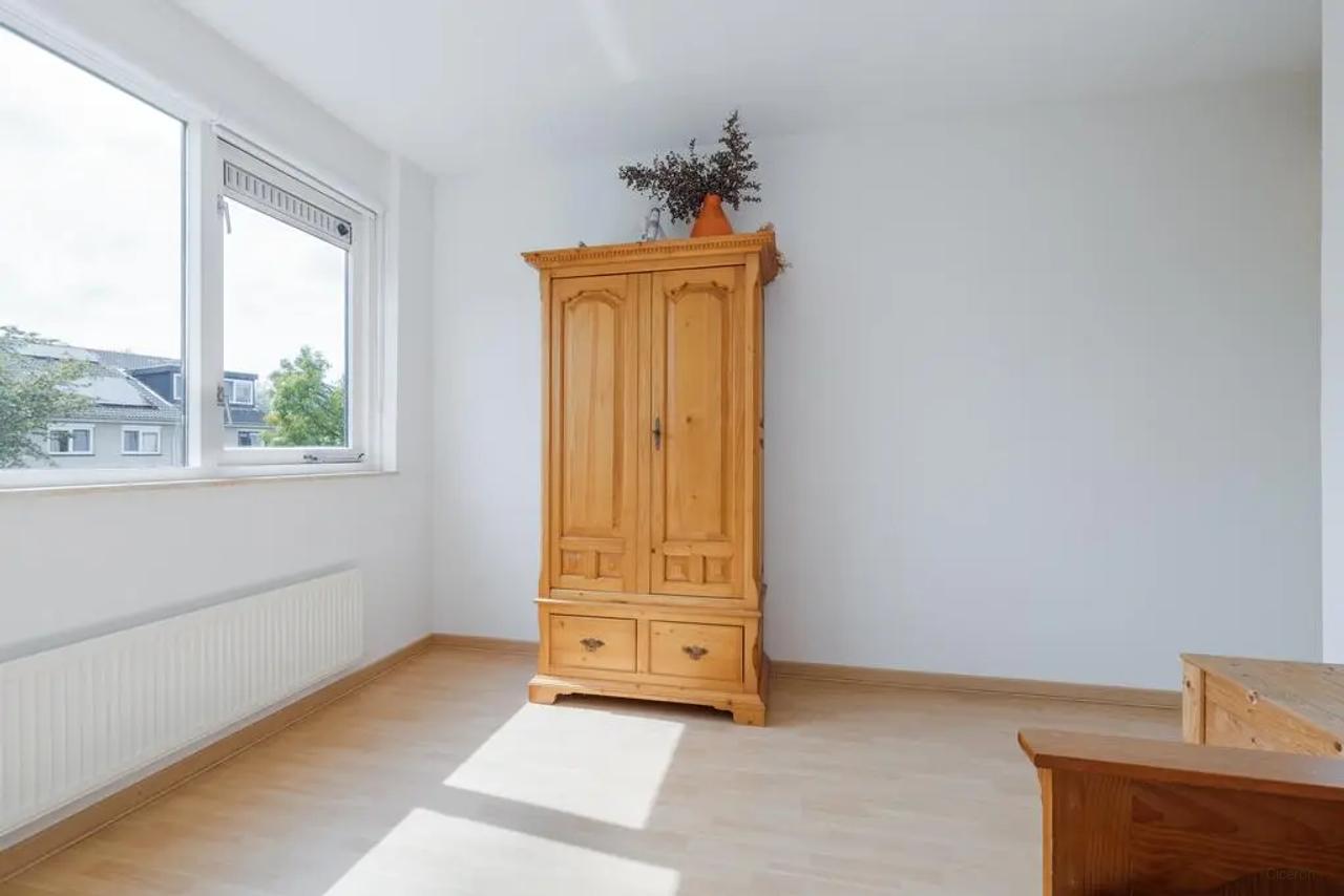 Furnished semi-detached home with 4 bedrooms - Image 22