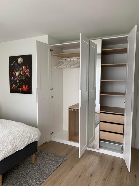Furnished 2-Bedroom Apartment with Balcony - Image 6