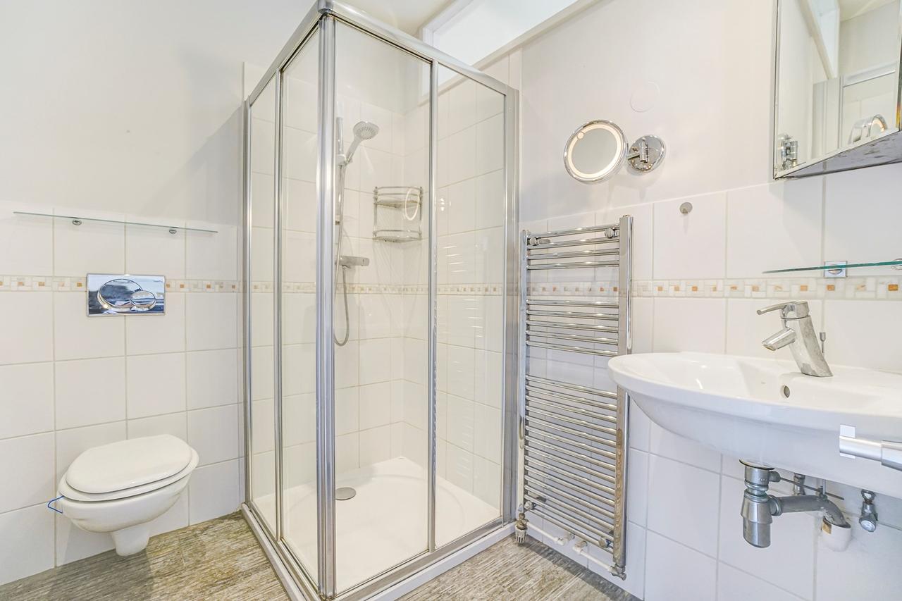 70 m² Furnished Apartment with Balcony - Image 13