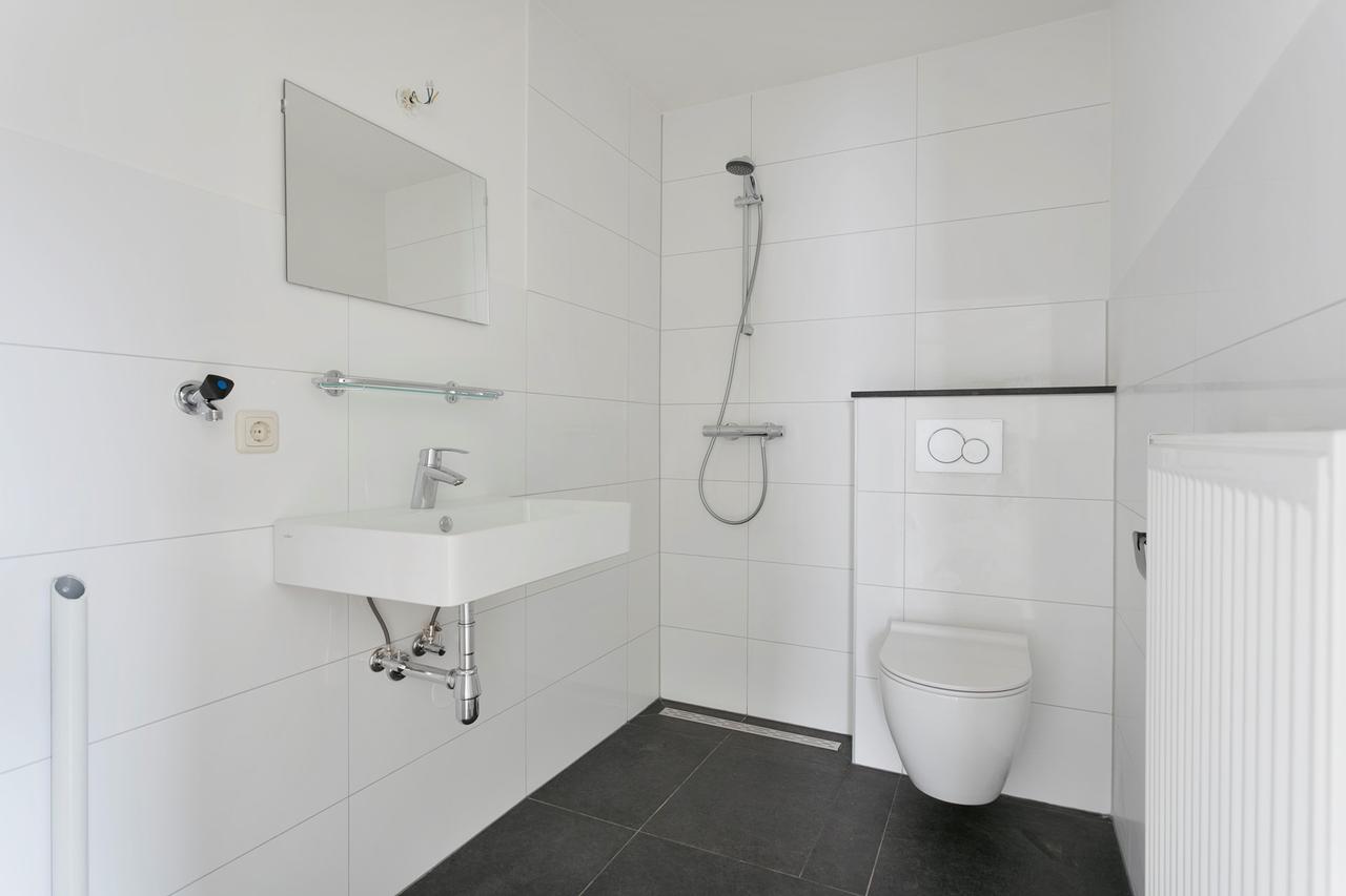 One-bedroom apartment in central Maastricht - Image 2
