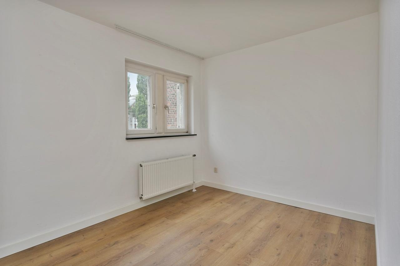 One-bedroom apartment in central Maastricht - Image 4