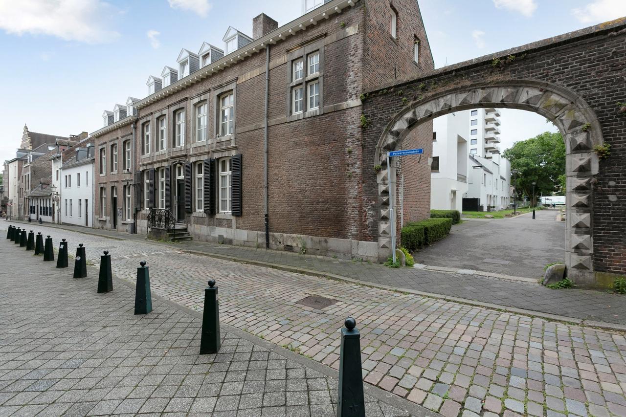 One-bedroom apartment in central Maastricht - Image 9