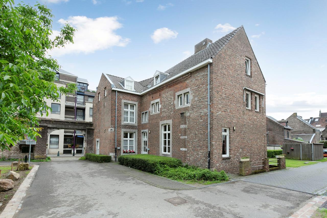 One-bedroom apartment in central Maastricht - Image 13