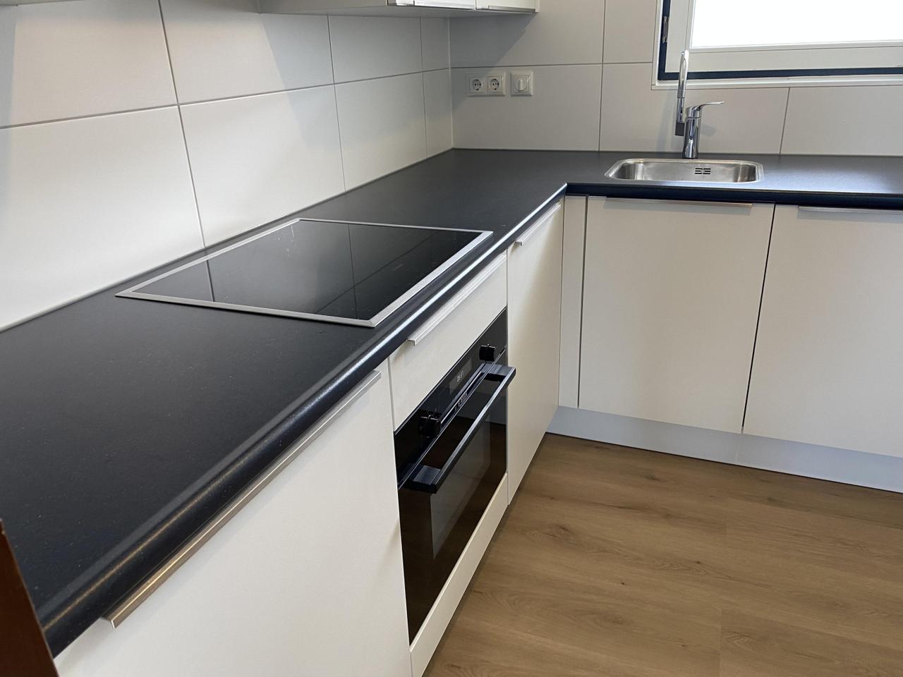 81 m² appartement met balkon bij station - Afbeelding 8