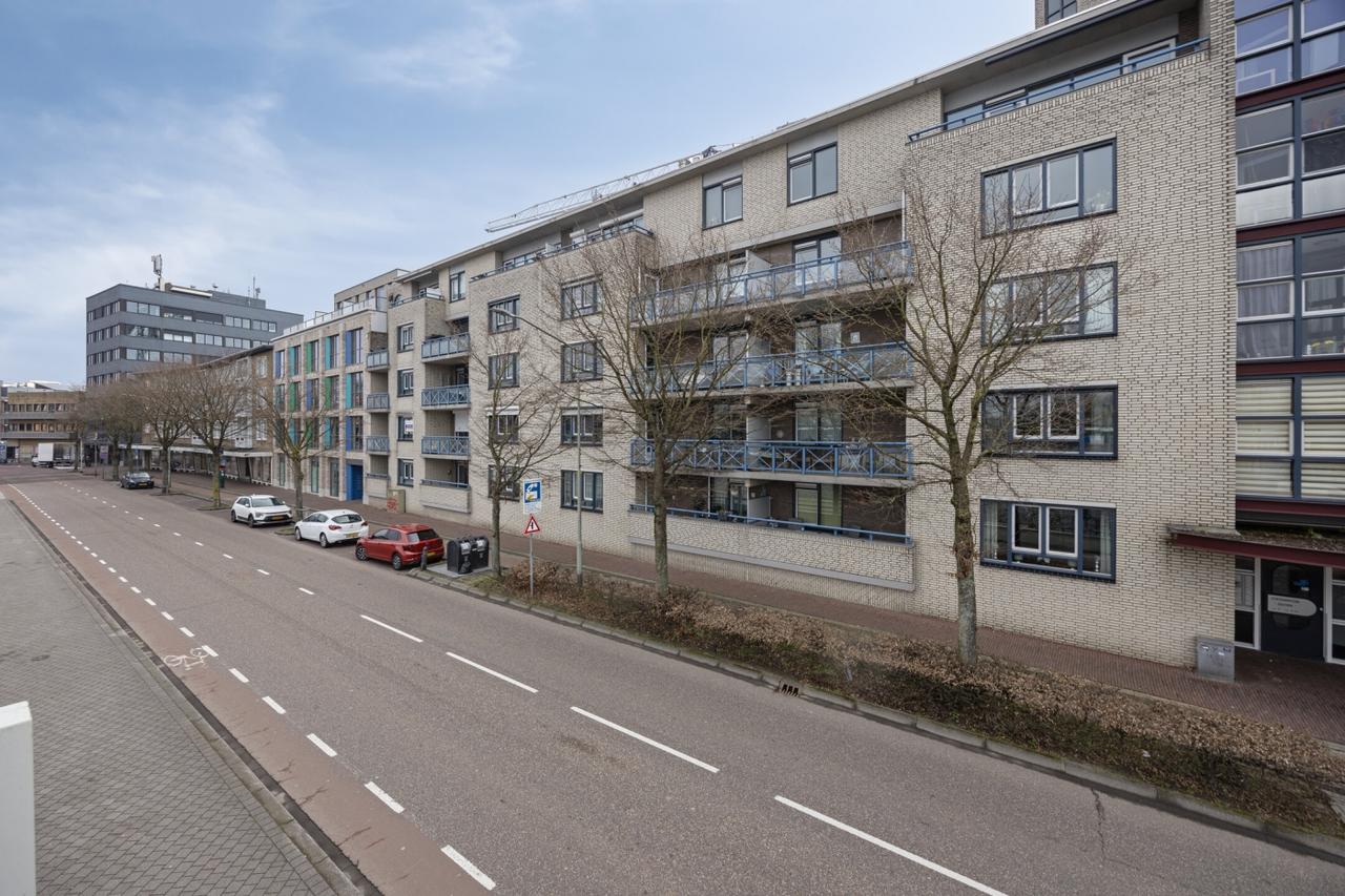 81 m² appartement met balkon bij station - Afbeelding 15