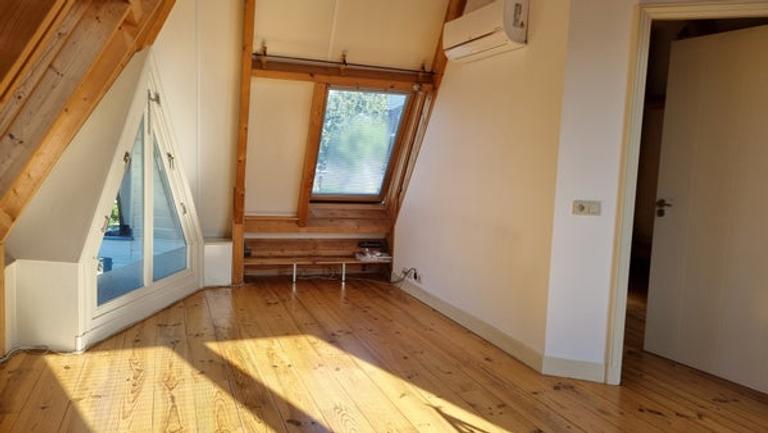 40 m² appartement met uitzicht op water - Afbeelding 2