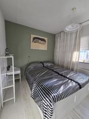 Furnished 1-bedroom apartment with balcony - Image 11