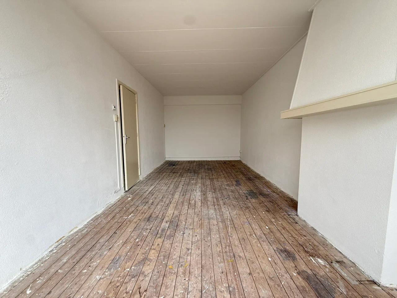 102 m² apartment with balcony in Schiedam - Image 4