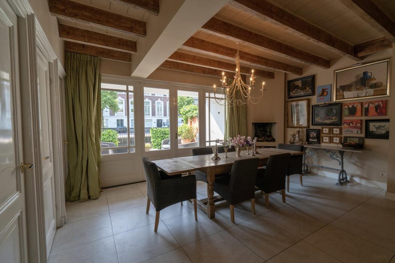 Townhouse on Mauritskade with Garden - Image 12