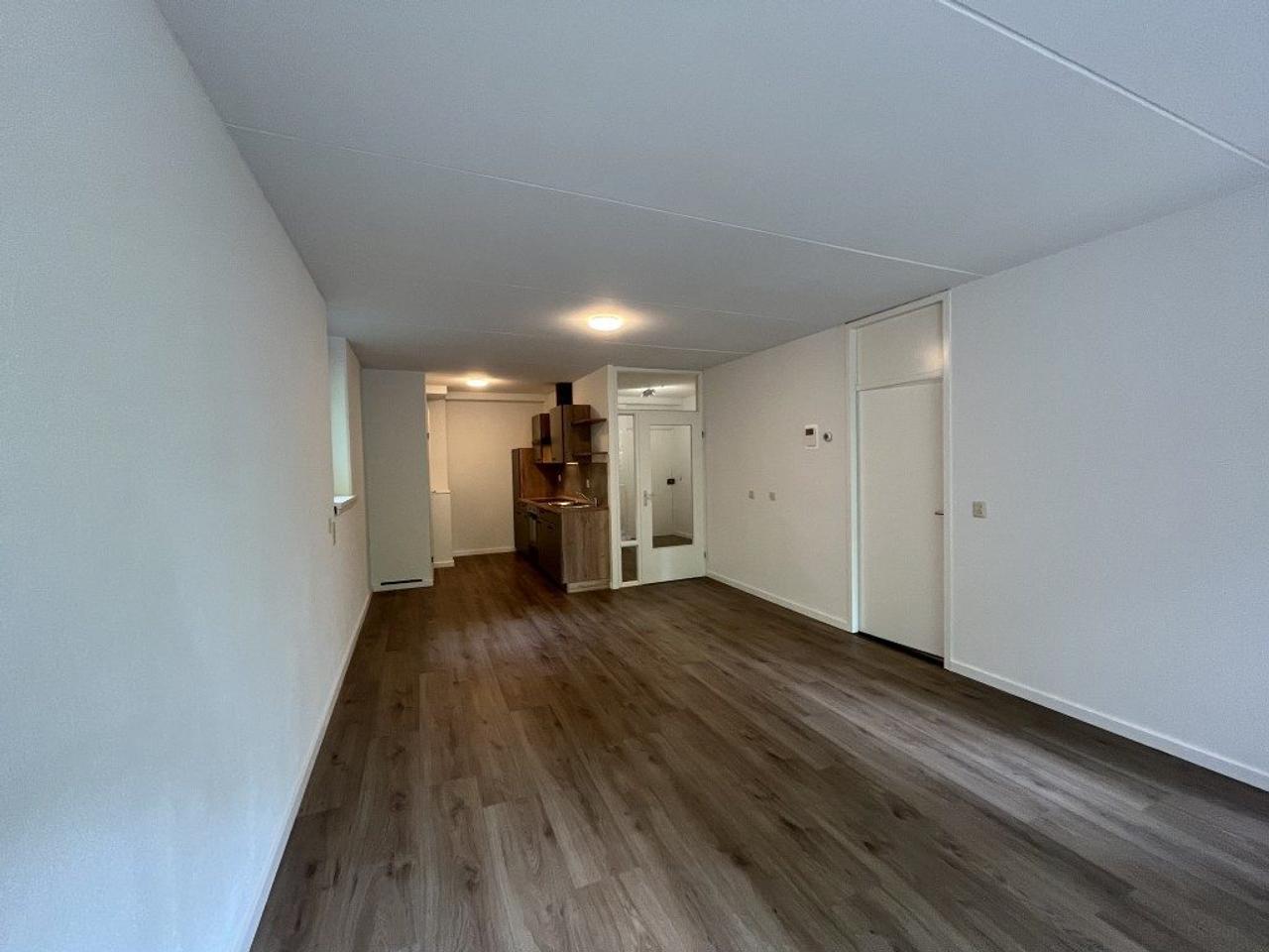 Ground-Floor Apartment with Garden in Heerlen-South - Image 9