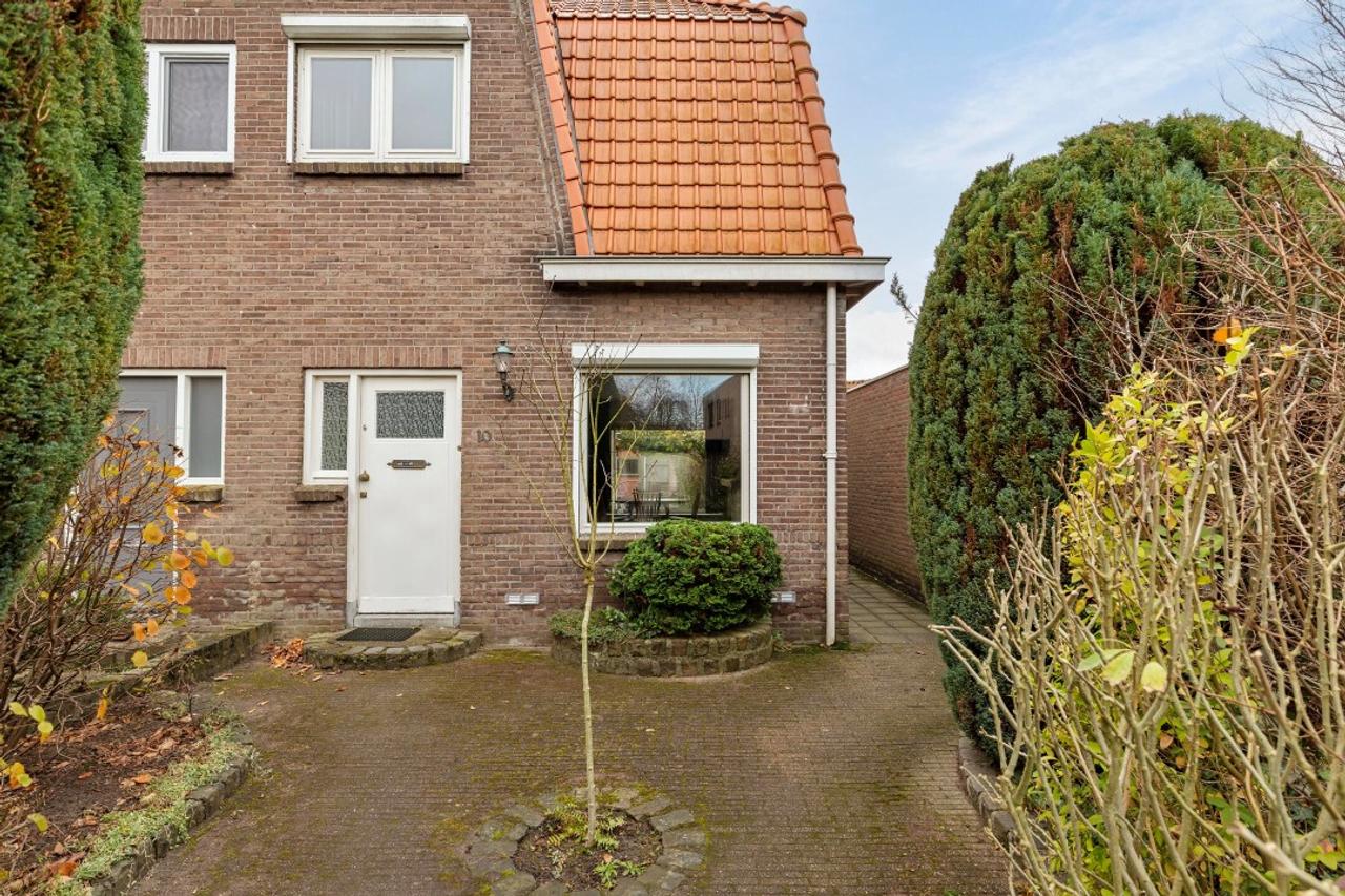Woning met 3 slaapkamers en tuin in Waalre - Afbeelding 1