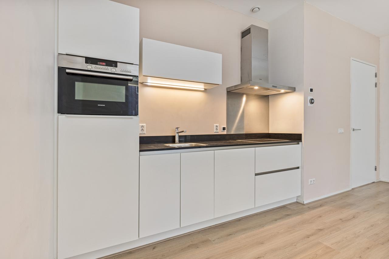 61 m² appartement met balkon op de Zuidas - Afbeelding 3