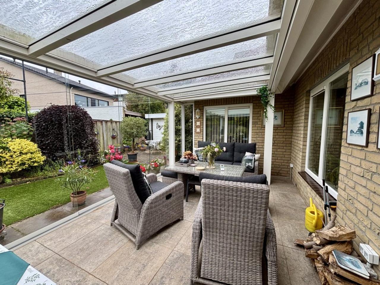 Furnished home with garden in Hengelo - Image 1