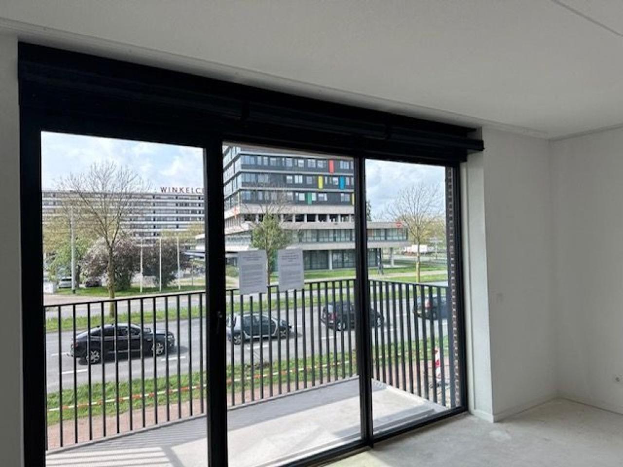 New-build apartment with 2 bedrooms - Image 3