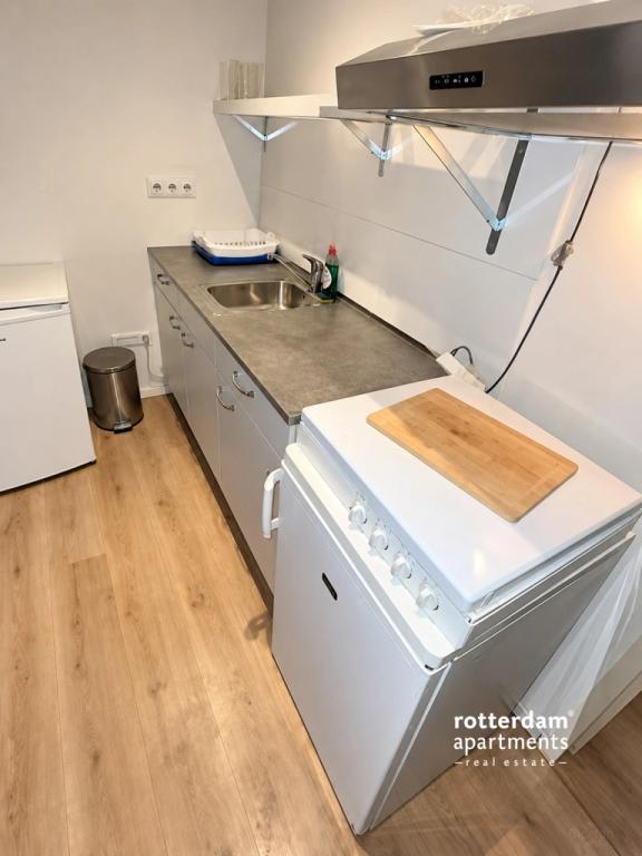 Gemeubileerd appartement met tuin en parkeren - Afbeelding 4