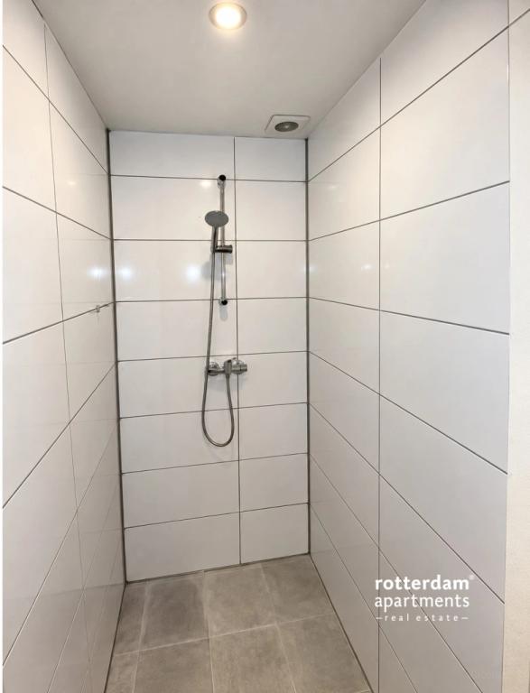 Gemeubileerd appartement met tuin en parkeren - Afbeelding 6