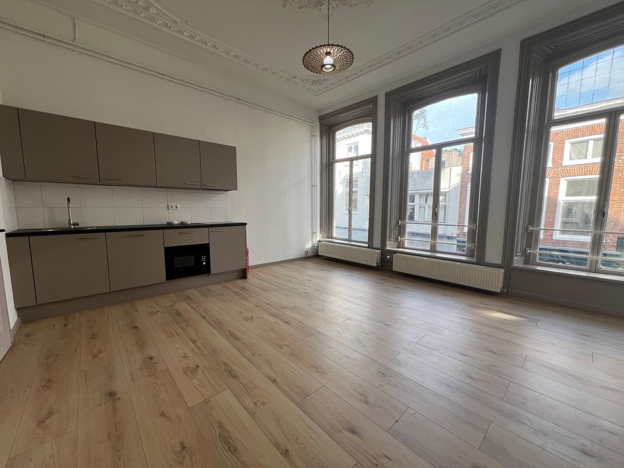Studentenkamer van 14 m² in Binnenstad-Noord - Afbeelding 2