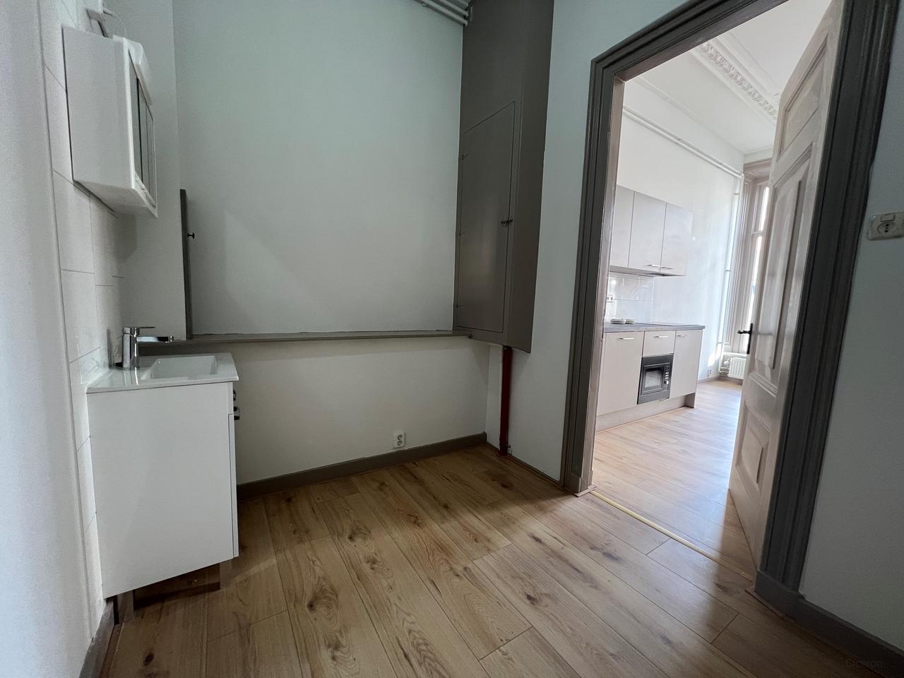 Studentenkamer van 14 m² in Binnenstad-Noord - Afbeelding 4