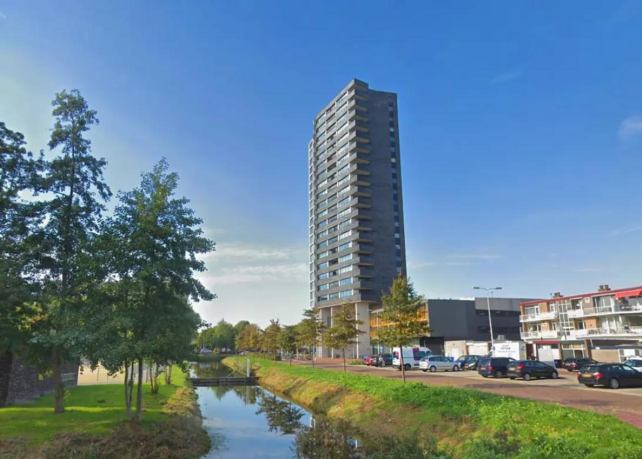 91 m² apartment with balcony in Leiden - Image 4