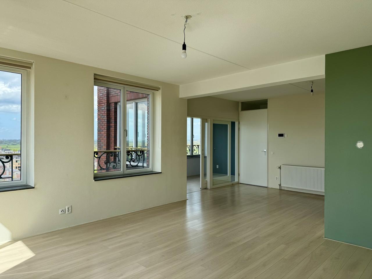 97 m² appartement op de 11e verdieping - Afbeelding 3