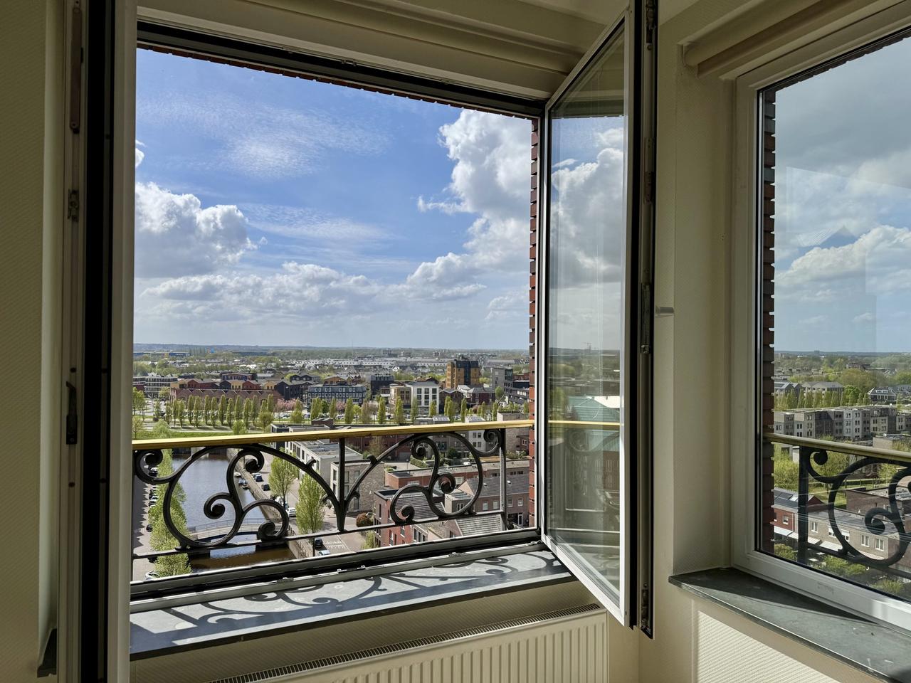 97 m² appartement op de 11e verdieping - Afbeelding 9
