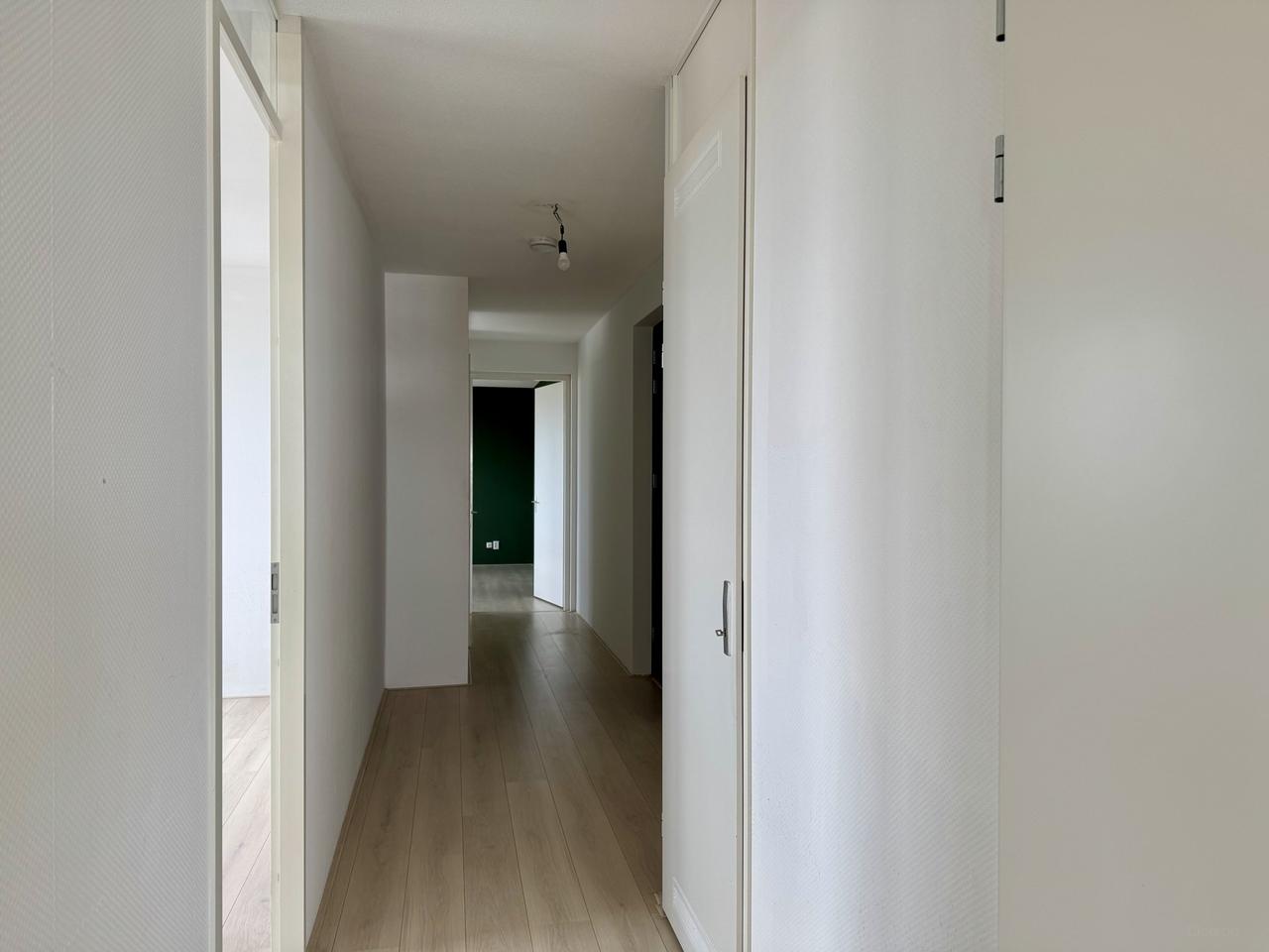 97 m² appartement op de 11e verdieping - Afbeelding 17