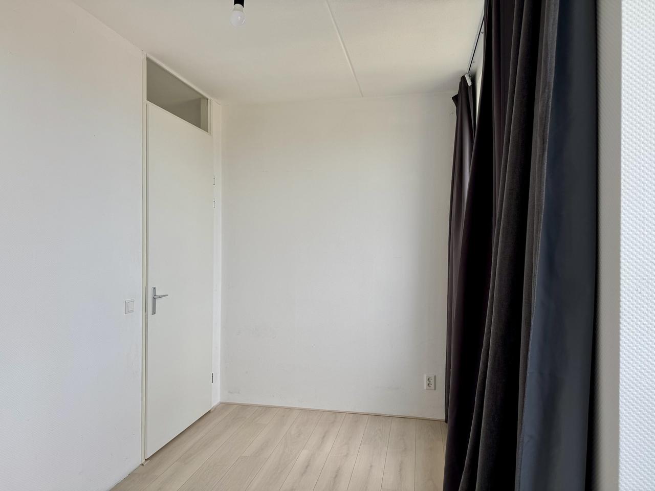 97 m² appartement op de 11e verdieping - Afbeelding 21