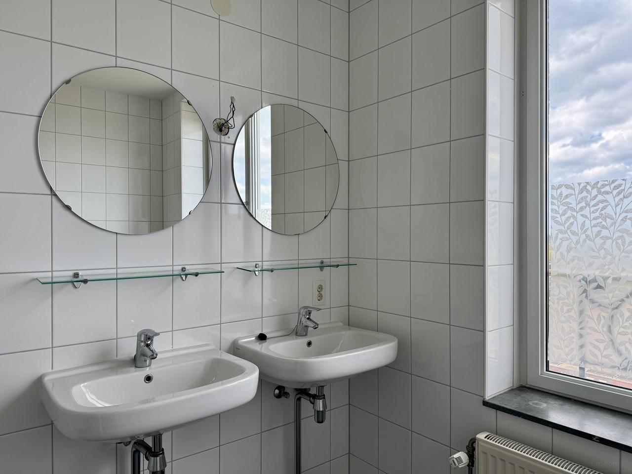 97 m² appartement op de 11e verdieping - Afbeelding 23