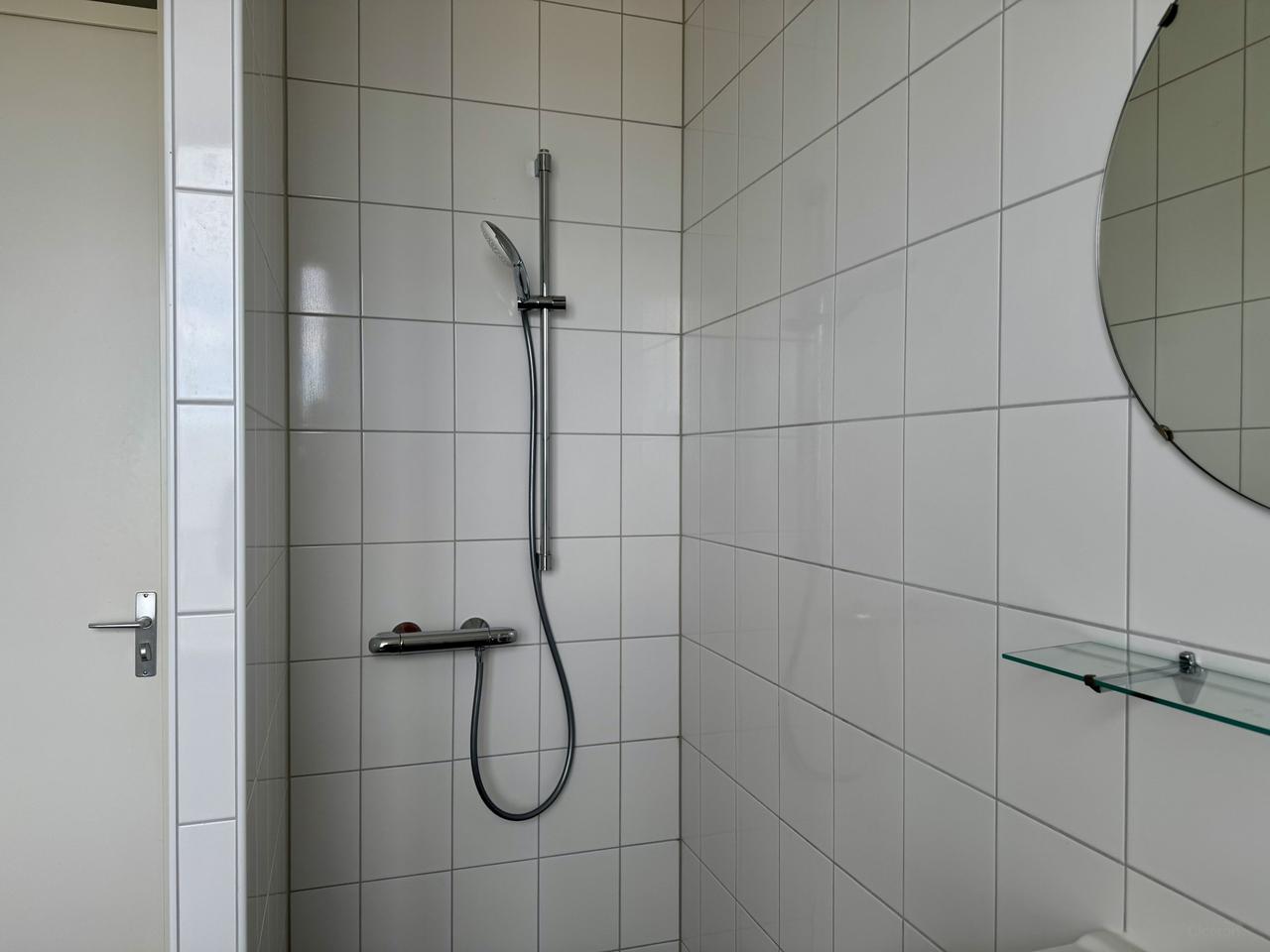 97 m² appartement op de 11e verdieping - Afbeelding 24