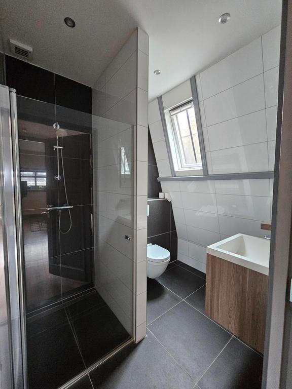 Furnished 32 m² studio in the city centre - Image 5