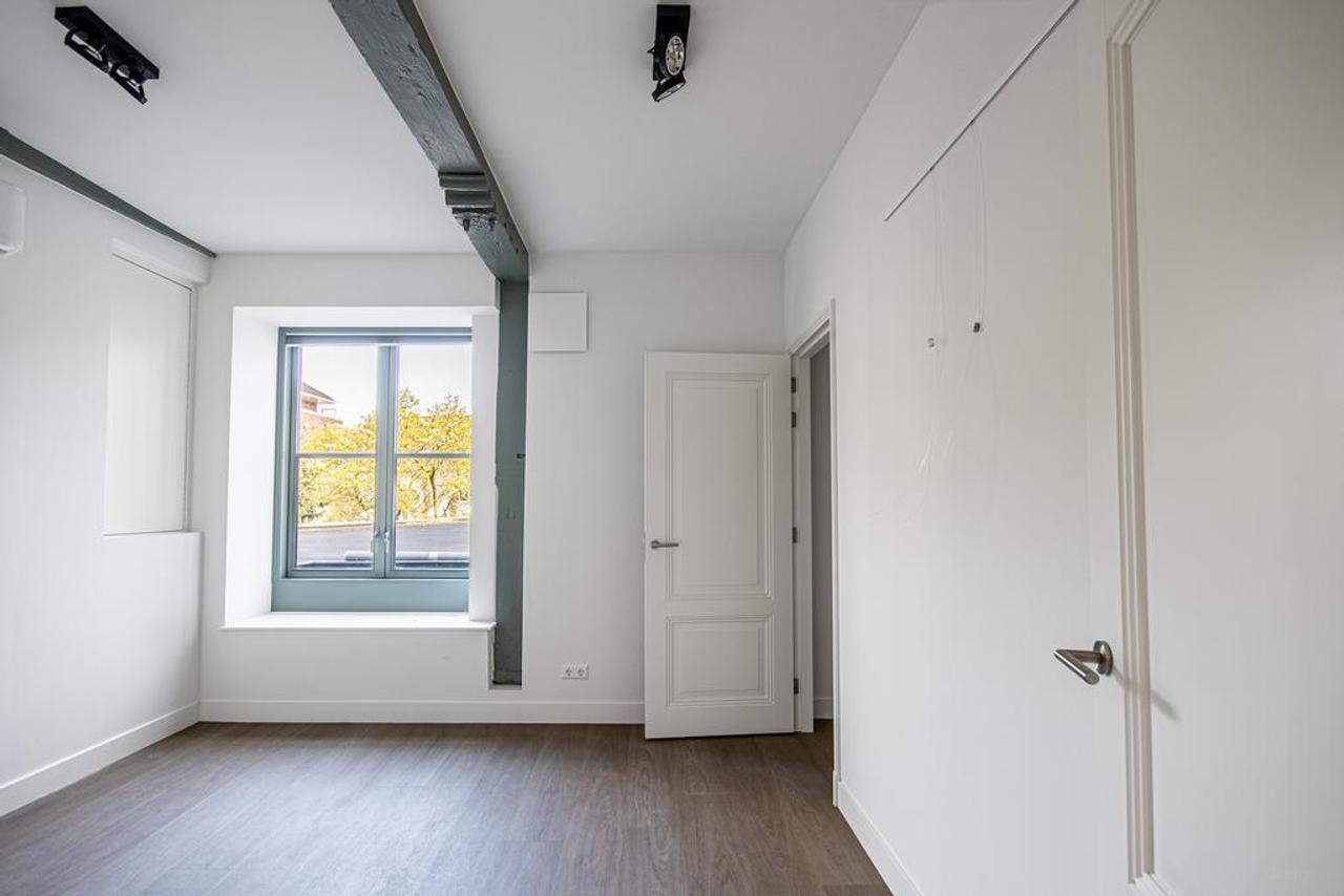 Mezzanine living with A++ on Utrecht’s Drift - Image 6