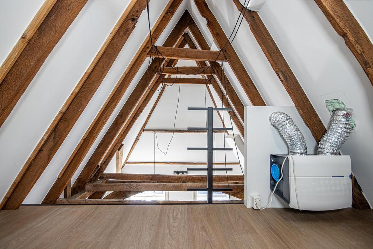 Mezzanine living with A++ on Utrecht’s Drift - Image 7