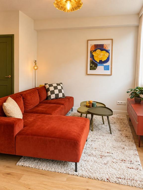 Furnished 1-Bedroom Apartment with Garden - Image 14