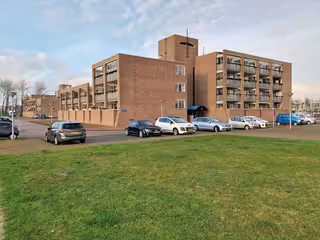 110 m² met balkon aan het Gooimeer