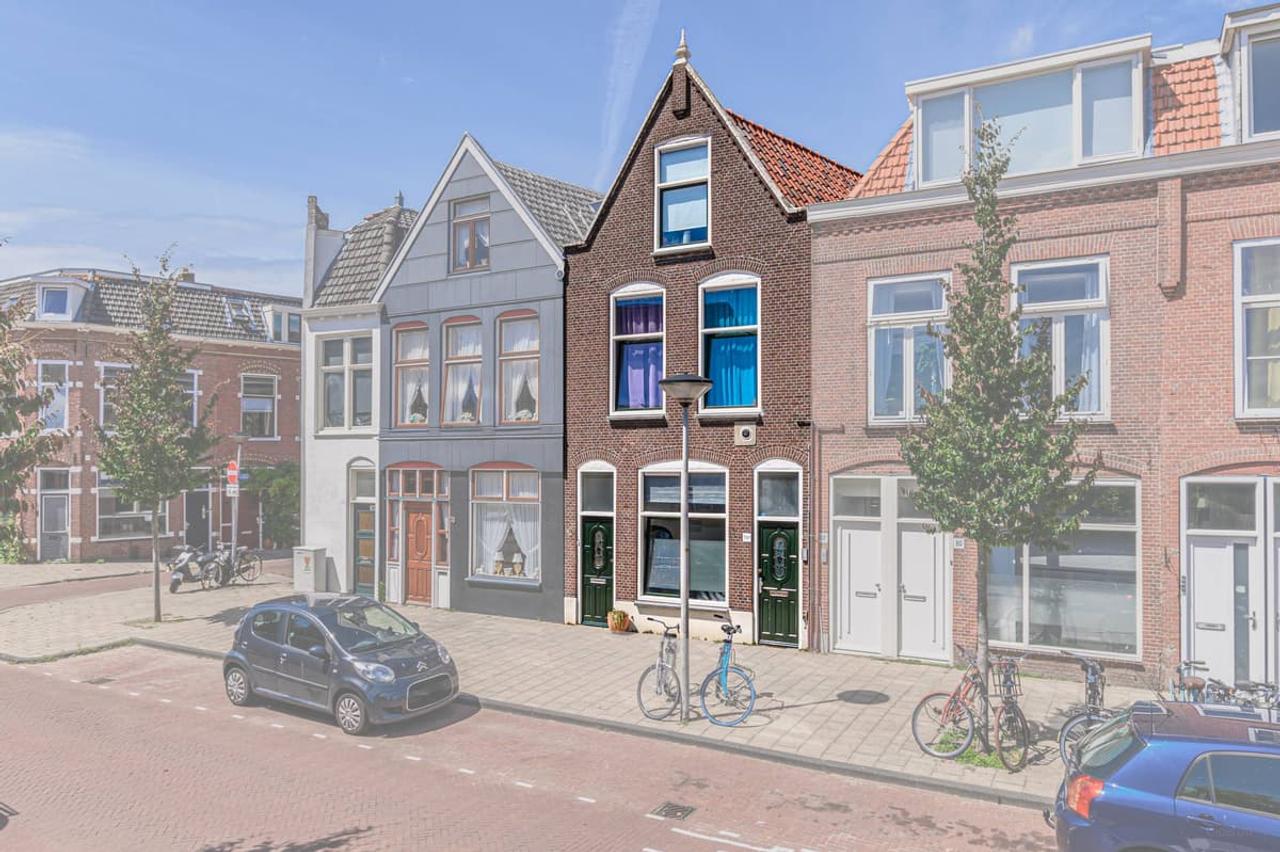 Apartment with Garden in Leiden - Image 1